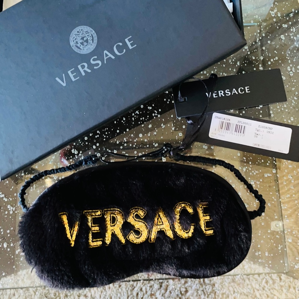 Versace Eye Mask - Picture 2 of 3